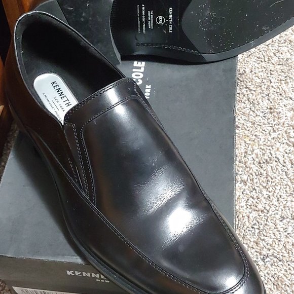 Kenneth Cole Loafer with Techni-cole, size 10, worn once main image 8